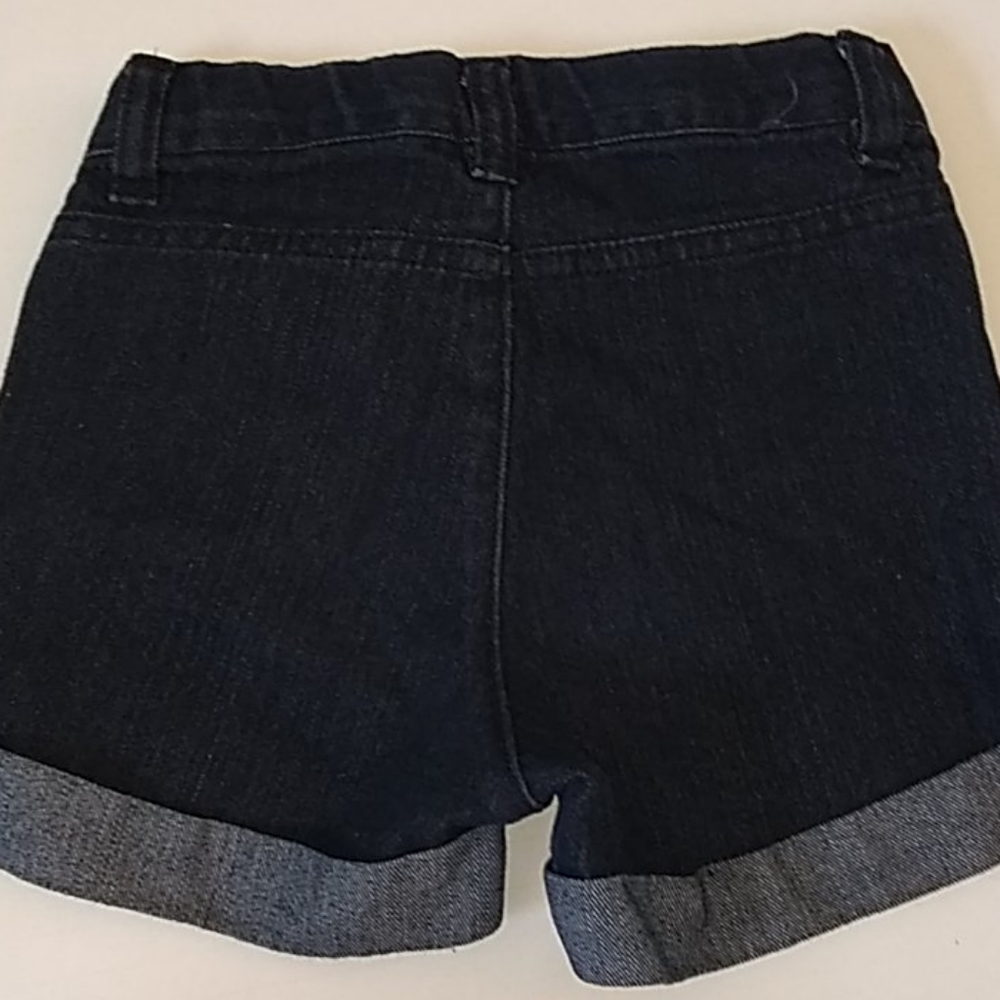 Ed Hardy shorts. - Picture 8 of 8